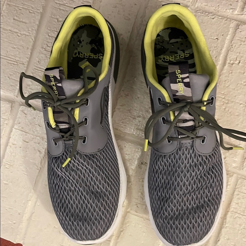 Sperry Gray and Yellow Sneakers with Breathable Mesh